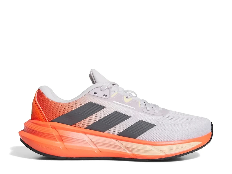Questar 3 Running Shoe