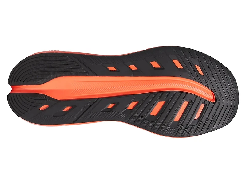 Questar 3 Running Shoe