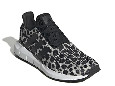 Swift Run 1.0 Sneaker