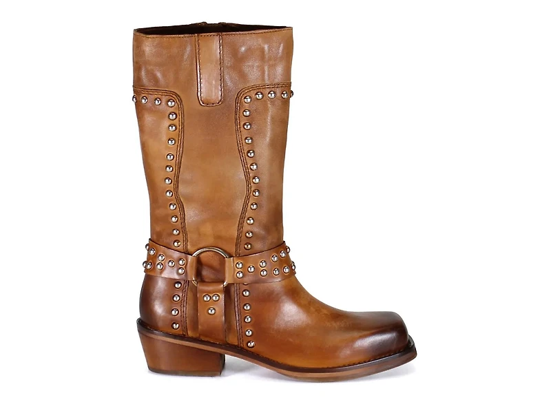 Val Uable Boot