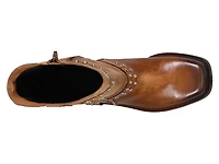 Val Uable Boot