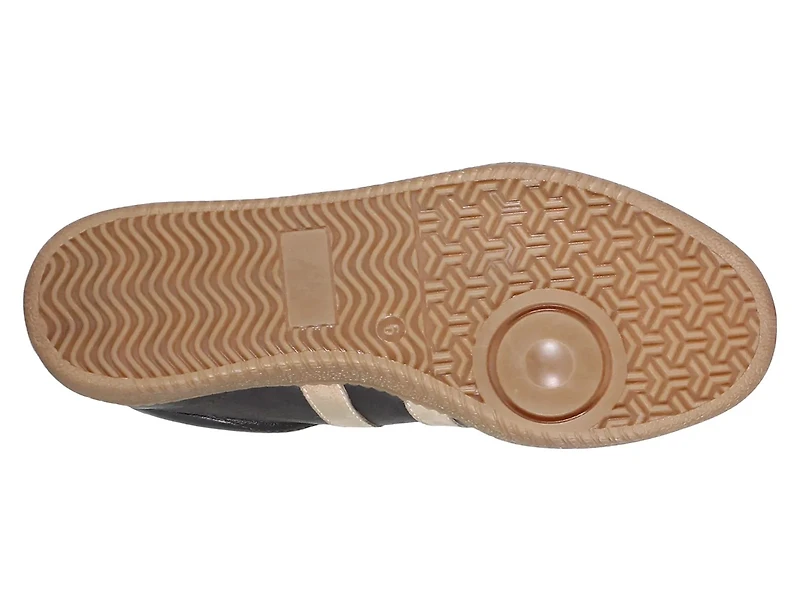 To Paz Sneaker