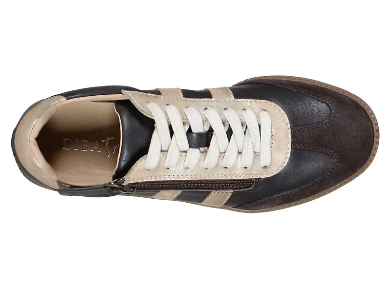 To Paz Sneaker