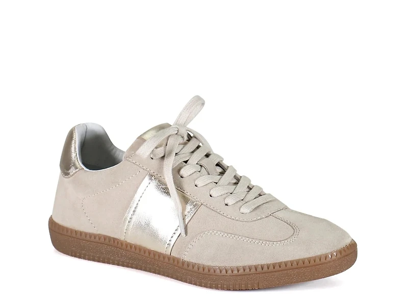 This Tle Sneaker