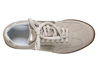 This Tle Sneaker