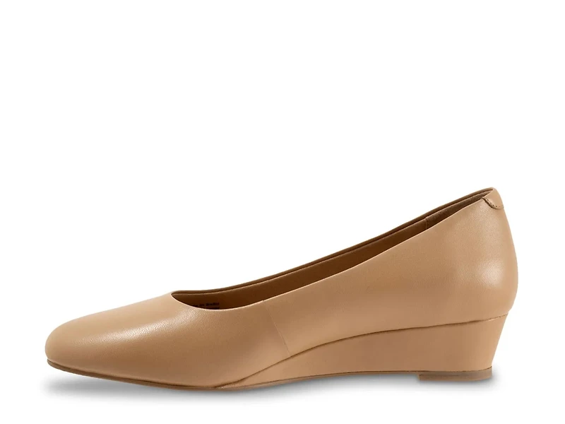 Denisse Pump
