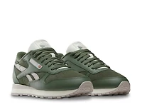 Classic Leather Sneaker