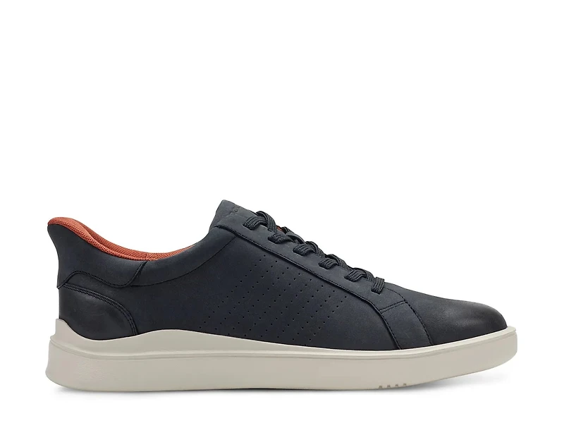 Tristen Sneaker