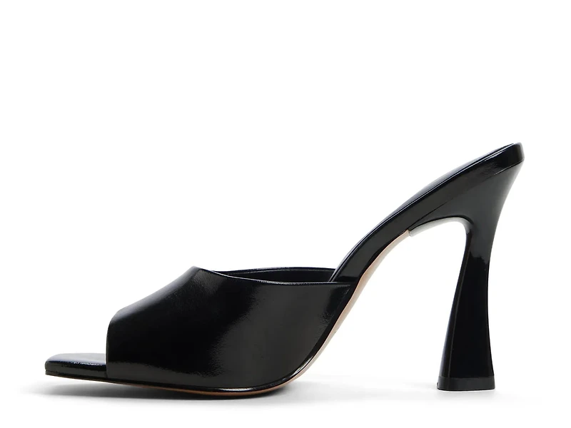 Alyshaa Sandal