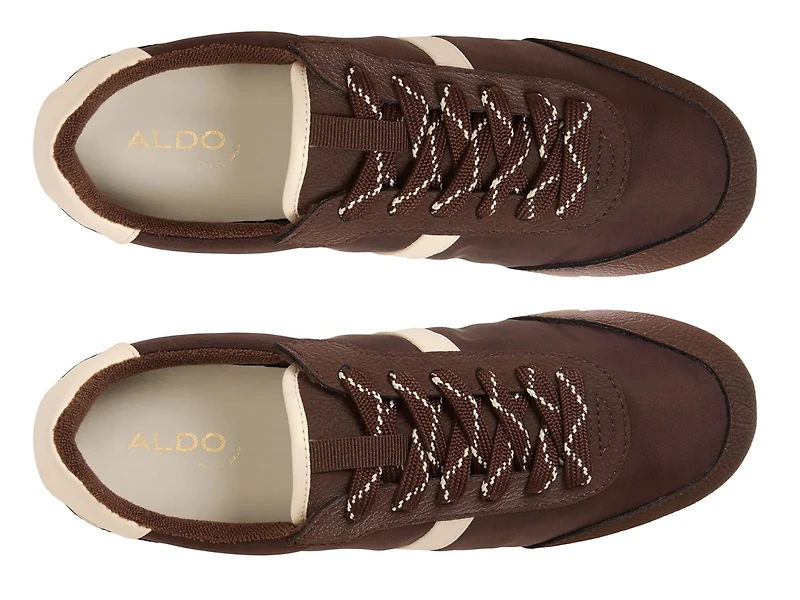 Sabby Sneaker