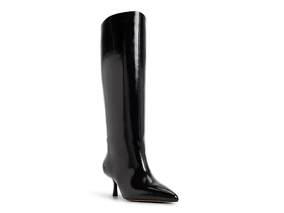 Selora Boot