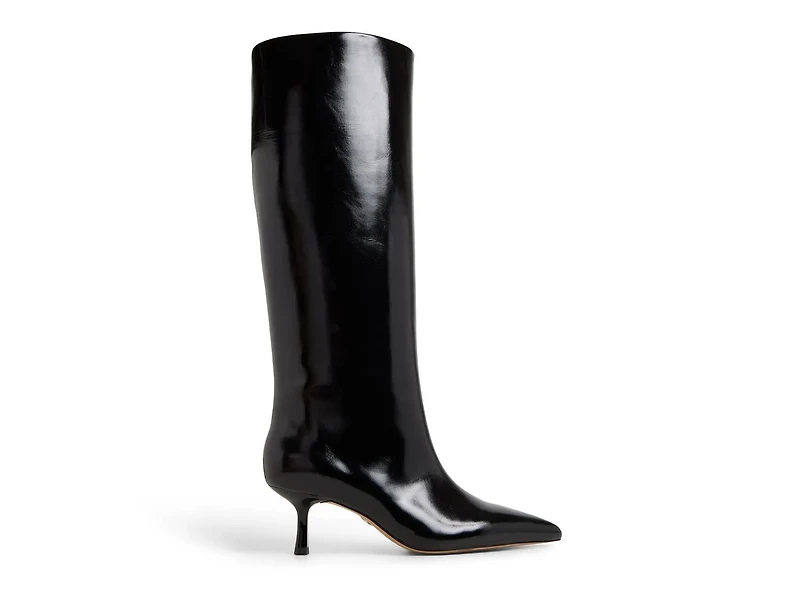 Selora Boot