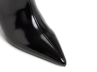 Selora Boot