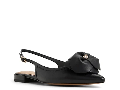 Lili Rose Flat