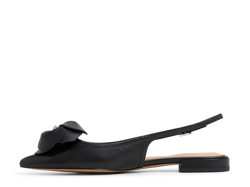 Lili Rose Flat
