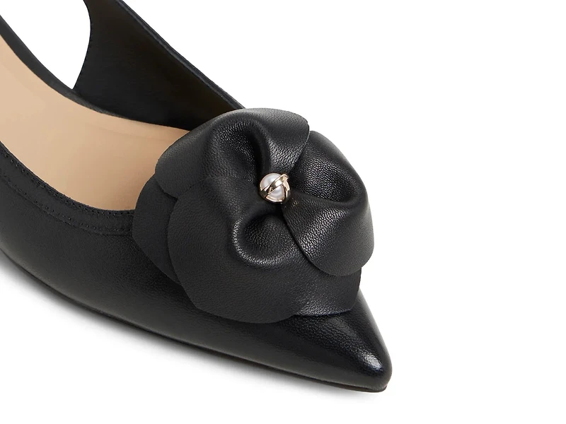 Lili Rose Flat