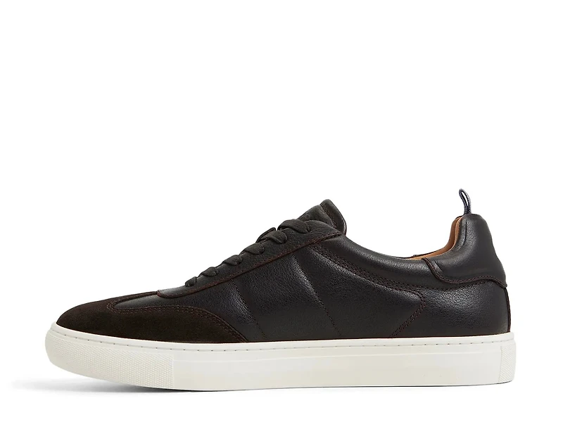 Emmerson Sneaker