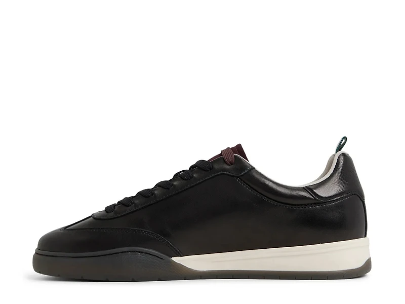 Kenwood Sneaker