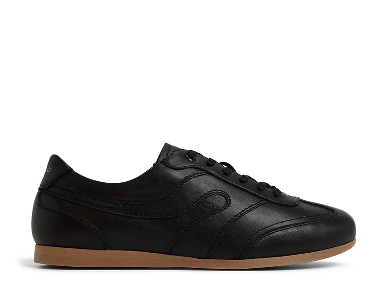 Aris Sneaker