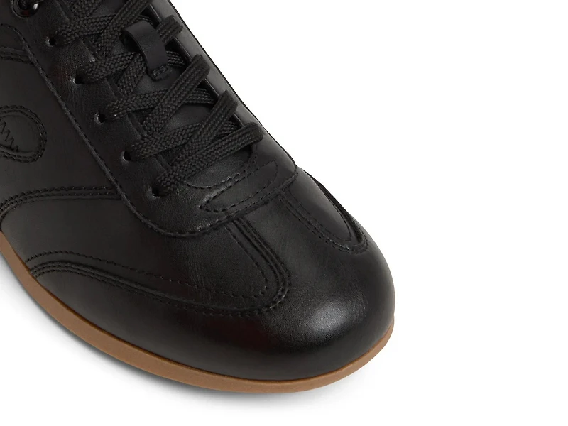 Aris Sneaker