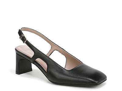 Carmen Pump