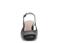 Carmen Pump