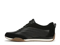 Tao Sneaker