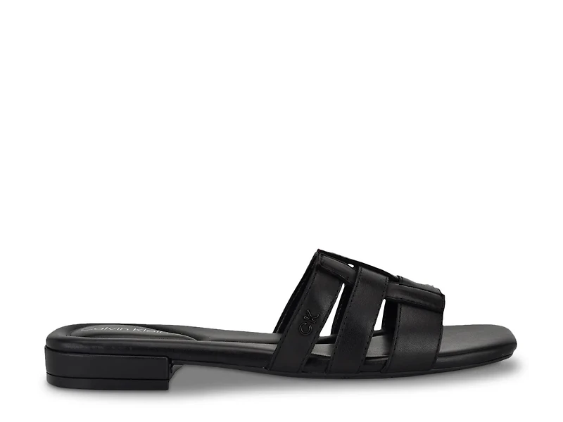 Tessie Sandal