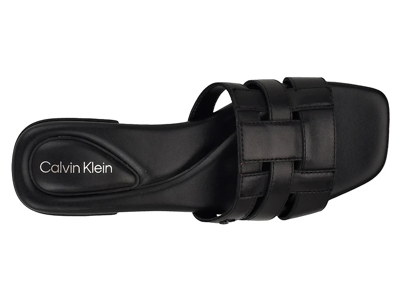 Tessie Sandal