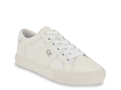 Charie Sneaker