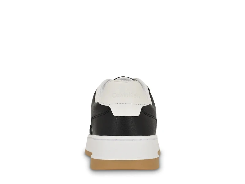 Prizin Sneaker