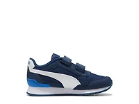 ST Runner v4 Sneaker