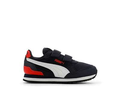ST Runner v4 Sneaker
