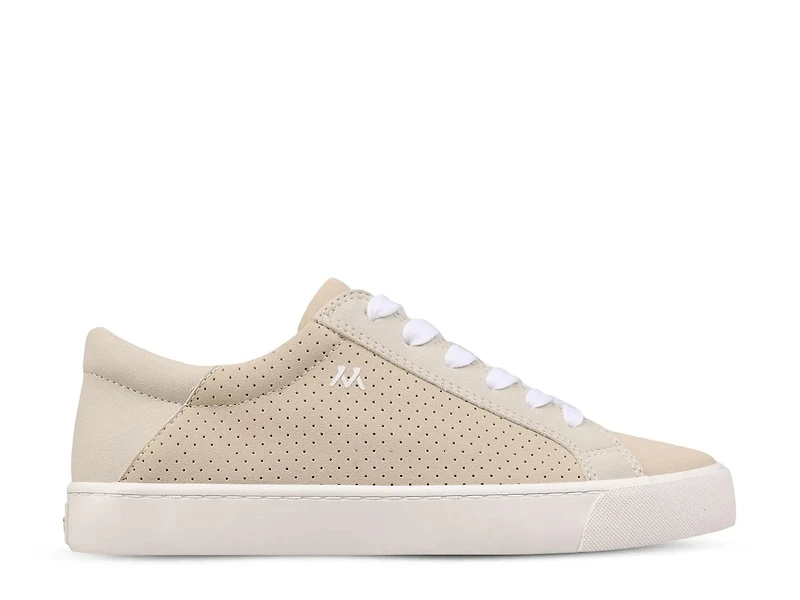 Vita Sneaker