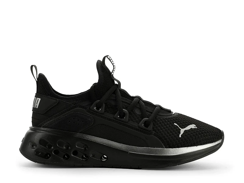 Softride Frequence Street Sneaker - Women's