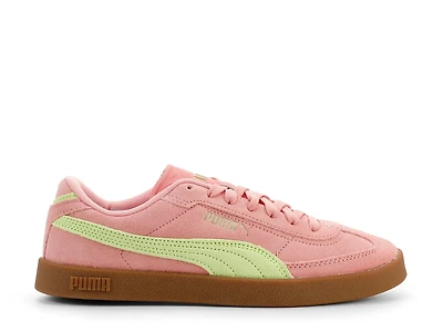 Club II Era Sneaker