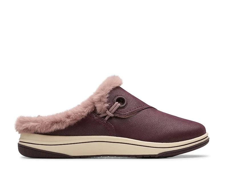 Breeze Myth Slip-On