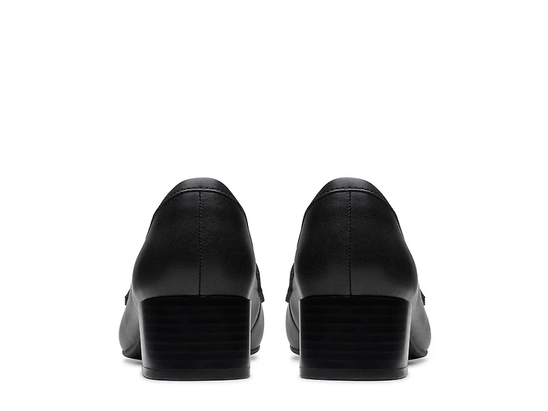 Iridessa Sky Pump