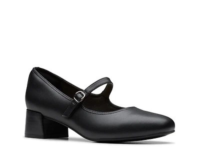 Iridessa Rae Mary Jane Pump