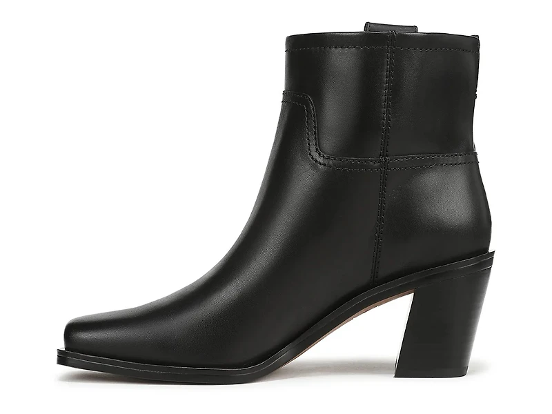 Ivanna Bootie