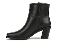 Ivanna Bootie