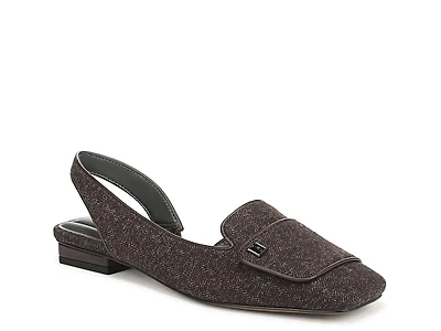 Teagan Flat