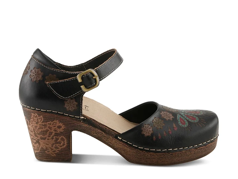 Bridgitte Pump