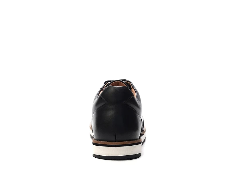 Brooklyn Sneaker