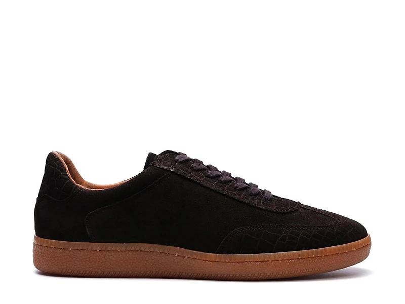 Crosby Sneaker