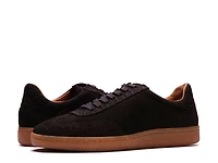 Crosby Sneaker