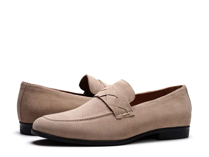 Groove Loafer