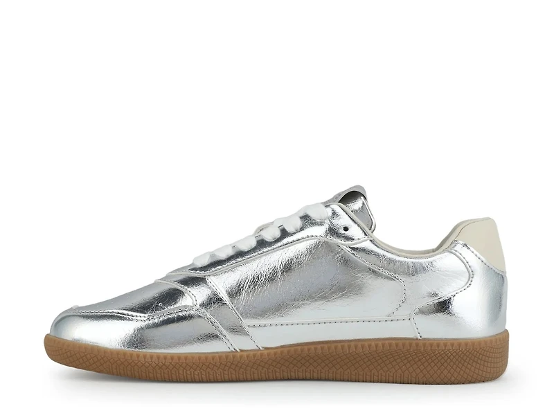 Whiz Sneaker