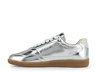 Whiz Sneaker