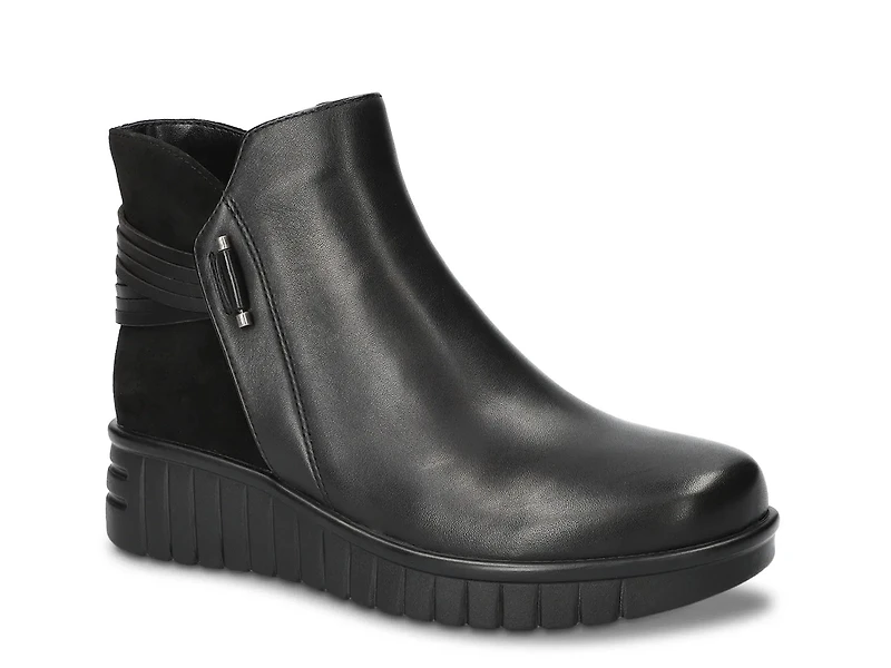 Sueann Bootie